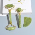 Miniatyrbilde 4 av 4: 3 stk Damegave Ansiktsmassasjesett Gua Sha Stone Neck Hudstramning Jade Roller