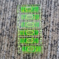 Miniatyrbild 5 av 5: 6 st Mini Bubbelvattenpass 10x10x29mm Kvadratiska Vattenpass för Väggramar Konstutställningar Hängande Husvagnsresa