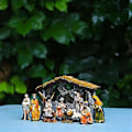 Pikkukuva 3 / 4: Christmas Manger Group Scene Ornament Resin käsityöt