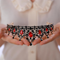 Miniatyrbilde 3 av 5: Rød Svart Krystall Rhinestone Bryllups Hodebånd Blomst Krystall Vintage Hodeplagg Barokk Dronning Halloween Hodeplagg Gotisk Svart Rhinestone