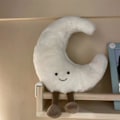 Pikkukuva 4 / 5: Amuseable Sun Moon -pehmolelu Täytetty eläin Plushie-nukke Leikkihuoneen koriste Lahja lapsille (kuu + aurinko)
