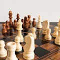 Miniatyrbilde 3 av 5: 32 Sjakkbrikker i Tre, Internasjonalt Sett, Uten Brettspill, Erstatning