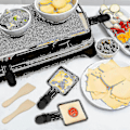 Miniatyrbillede 5 af 5: 4 stk. Raclette Skåle til Barbecue og 4 stk. Raclette Spatler i Træ Polon Raclette Grill Non-stick Belægning i Støbejern Mini Tallerken med Isoleret Håndtag
