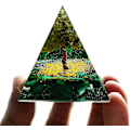 Pikkukuva 3 / 4: Elämänpuun Orgoniiittipyramidi Positiivisen Energian Kristalliparannukseen Orgoniiittipyramidikokoelma Meditaatio Vaurauden Houkutteleva Työkalu (vihreä)