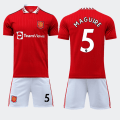 Miniatyrbild 1 av 5: Nya Manchester United Hemma - Fotbollsdräkt -Maguire-No.5 size 28