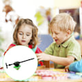 Miniatyrbild 3 av 5: Luminous Gyro med Färgglada Ljus Stridssnurra med Draglinjal Launcher för Pojkar Flickor Interaktivt Spel