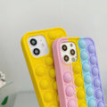 Pikkukuva 2 / 9: iPhone 12 Pro - Pop It Fidget -suojakotelo