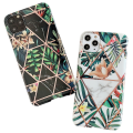 Pikkukuva 1 / 4: iPhone 11 Pro - Geometrinen kukkakuori Vit
