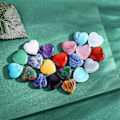 Miniatyrbilde 2 av 5: Tyuhe 20 stk hjerteformede edelstener sett naturlige romantiske kjærlighetssteiner skrivebordsdekorasjon kvarts helbredende steinsett chakra reiki krystaller for meditasjon 20PCS