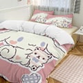 Miniatyrbild 1 av 4: v330 Cinnamoroll 3-delars Bäddset för Enkelsäng - Inkluderar 1 Enkelt Täcke och 2 Örngott - Färgbeständig Mikrofiber - Cinnamoroll io330 135x200cm 53x78in