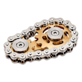 Miniatyrbilde 1 av 5: Ny 2023 Hot Rustfritt Stål Kjedehjul Fidgets Kjede Fidget Cube Gir Kobling Sykkelkjede Nyhet Fidget Blokk Kinetisk Skrivebordsleke silvergold