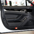 Pikkukuva 4 / 4: 2 kpl Led-auton logon ovenvaloja Porsche Panamera 970 971 2010 - 2014 2015 - 2023 Tervetuliaisvalo Ghost-valaisimen lisävarusteet Red