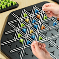 Pikkukuva 5 / 5: Triggle Game Aivojumppa Lautapeli Syntymäpäivälahja