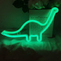 Miniatyrbillede 2 af 5: Dinosaur Dekorationslampe Vægskilt USB-drevet Bordlampe LED Natlys til Soveværelse Stue Julefest Hjemtilbehør