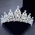 Miniatyrbillede 2 af 2: Dronningekrone og Tiara Prinsessekrone