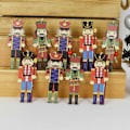 Miniatyrbild 1 av 5: 9 st Trä Nötknäppare Soldat Julgran Hängande Dekor Jul A 9PCS