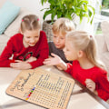 Miniatyrbild 6 av 10: Phase 10 Resultattavla, 2025 Ny Trä-Resultattavla och Rundspår, med 8 Färgade Spikar, Klassiskt Familjespel för Vuxna