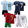 Miniatyrbild 2 av 3: Fotbollssatser Fotbollströja T-shirt 21/22 Christiano Ronaldo Cristiano Ronaldo Home 28 (150-160cm)