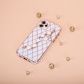 Miniatyrbillede 3 af 4: iPhone 11 - Elegant Glamour Mjuk Skal White