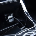 Miniatyrbild 2 av 2: Billaddare Universal 2.4 Amp iPhone/Android Svart
