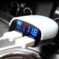 Pikkukuva 1 / 4: Billaddare Universal 3.4Amp LED display - iPhone/Android White