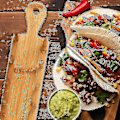 Miniatyrbild 4 av 5: Tacoställ i bambu, ställ för 8 tacos, för servering av tacos