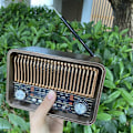 Pikkukuva 5 / 5: Kannettava FM AM SW Radio Vintage Radio Langaton Bluetooth-kaiutin LED-taskulampulla Tukee TF-korttia U-levyä AUX