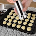 Miniatyrbillede 3 af 5: Tryk Aluminium Tryk Sæt Cookie Maker Kage Tryk Med 20 Tips Og 4 Tynde Dej Spray Tips Rustfrit Stål Sølv Gratis Forsendelse