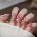 Miniatyrbilde 2 av 5: Diy Fashion All-match Hjertekjede Krystall Sløyfe 3d Flyttbar Bærbar Falsk Manikyr Håndlaget Brud Neglelapp Smykker Gaveleke N XS
