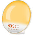 Miniatyrbillede 1 af 5: 7 Farver Vækkeur LED Radio Alarmur Morgenlys Natlampe Lysstyrke Niveauer Daggry og Skumring