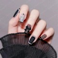 Miniatyrbillede 4 af 5: Diy Fashion All-match Hjerte Kæde Krystal Sløjfe 3d Aftagelig Bærbar Falsk Manicure Håndlavet Brud Negle Patch Smykker Gave Legetøj J S