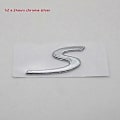 Miniatyrbillede 1 af 5: Bagmærke til Cayenne S Bogstav Logo Bagklap Bagklap Navneskilt Emblem 52x24 chrome silver