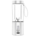 Miniatyrbillede 1 af 4: Hvid Bærbar Blender til Smoothies og Shakes, 530ML Mini Blender med Type-C Genopladelig og 6 B