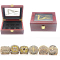Pikkukuva 1 / 5: 2000 2001 2002 2009 2010 La Championship Replica Ring Lakers Rings Set Koko 11 Deluxe-puulaatikolla Ja 2016 K'o'b'e Retirement Commemorative Mamba Fo