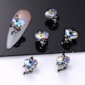 Pikkukuva 5 / 5: 3 kpl DIY kynsien koristeet Käärme ympäri 3D sydän Tekokristalli Charms Nail Art Rhinestones Puhelimen kotelon koristetarvikkeet Manikyyritarvikkeet F