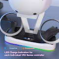 Pikkukuva 4 / 5: PS VR2 -lataustelakka, peliohjaimen lataustelakka, säilytysteline RGB-valaistuksella