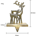Miniatyrbilde 2 av 4: Metalljulekleshenger med juletre og reinsdyrdesign for oppheng av kaminstrømper