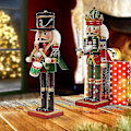 Miniatyrbilde 5 av 5: 2 Store Trefigurer Jule-Nøtteknekker Soldat Med Stativ, 30cm - Tradisjonell Juledekorasjon - Sterk & Premium Kvalitet