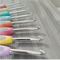 Miniatyrbilde 2 av 5: 8 stk heklenålssett, stort håndtak ergonomisk grep aluminium glatt genser strikkepinne for arthritic hender