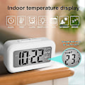 Miniatyrbild 4 av 4: Digital väckarklocka, 12/24h sängklocka med LCD-bakgrundsbelyst display, klocka med datumkalender temperatur