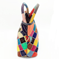 Miniatyrbild 3 av 5: Lapptäcksfärgad damväska, handväska i kohud, crossbody-väska, damväska i läder