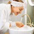 Miniatyrbillede 5 af 6: Hårbånd og håndledsmanchetter til ansigtsrensning Kvinder piger makeup for at forhindre væskeudslip 4-delt sæt