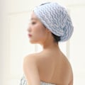Miniatyrbild 4 av 5: Snabbtorkande turban för att torka lockigt, långt & tjockt hår