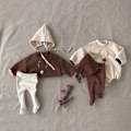 Miniatyrbild 5 av 5: Baby Varma En-dels Kläder för Krypande Bebis Kläder Bebis Kläder med Hatt 2 st (Brun)