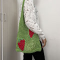 Miniatyrbillede 5 af 5: Strikket taske, mesh tote taske, hul taske, jordbær taske, uld taske, dametaske