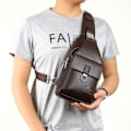 Miniatyrbild 5 av 5: Herrar Läder Sling Bag, Bröstväska, Axelväska, Crossbody Väska, Fritidsväska, Multifunktionell
