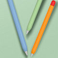Miniatyrbilde 2 av 5: Etui i silikon for Apple Pencil 1. generasjon, pennhette + to fargede pennhetter