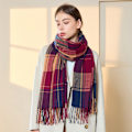 Miniatyrbilde 5 av 7: Lange pledd-sjal i chunky-strik for kvinner - Overdimensjonert vinter/høst-sjal i varm tartan