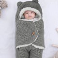 Miniatyrbild 5 av 5: Vadderad babyvagnssovsäck med swaddling