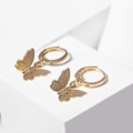 Miniatyrbillede 3 af 7: Sommerfugl Hoops Øreringe Elegante Dyrhængende Charm Øreringe Sommerfugl Huggie Drop Øreringe til Kvinder Piger